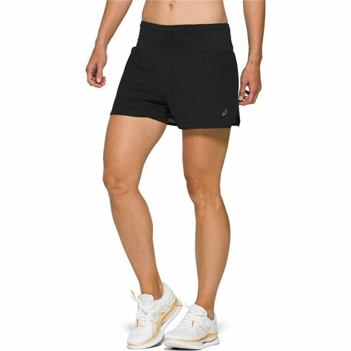 Pantaloni Scurți Sport pentru Damă Asics Ventilate 2-N-1 Negru - Mărime L